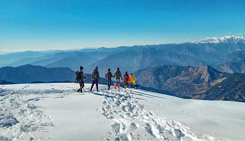 best winter treks in india for beginners